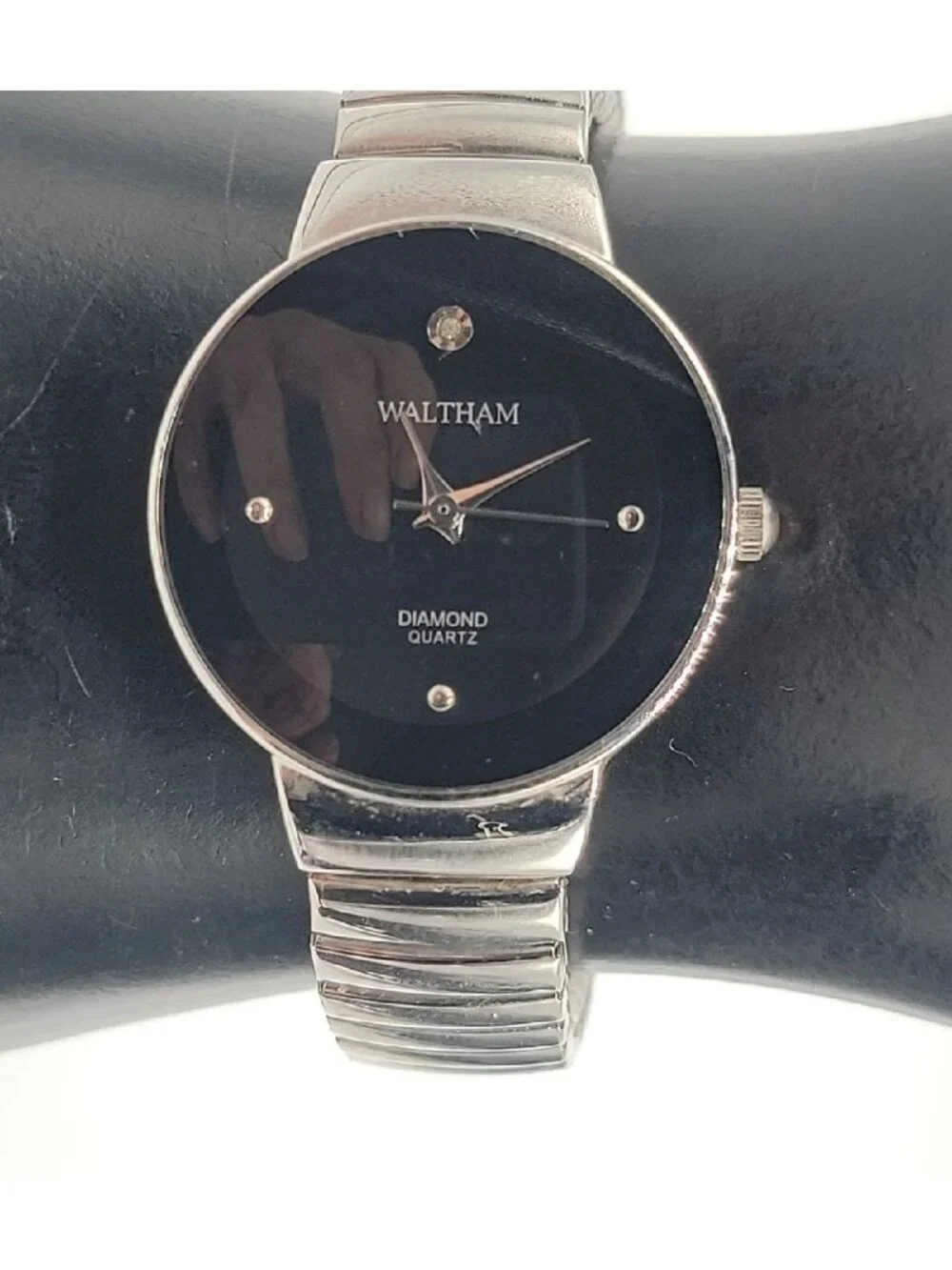 Vintage Waltham Ladies Diamond Quartz Watch 28mm Black Dial Silver Tone Band